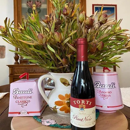 La Casa Tra I Vigneti Bed & Breakfast